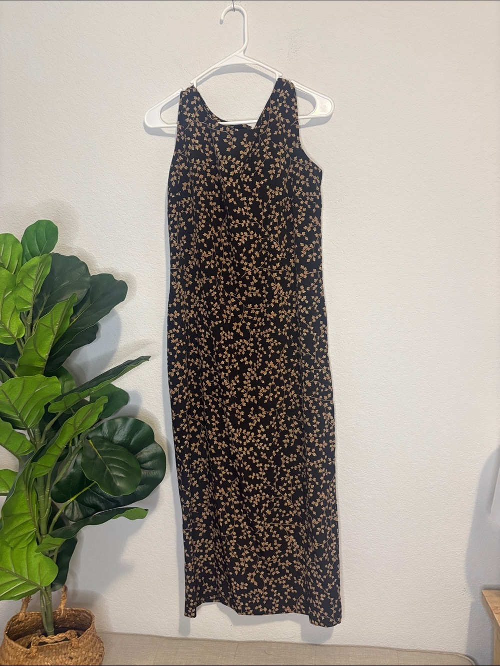 Vintage Leslie Fay Black Floral Sleeveless Midi Dress - Elegant Everyday Style
